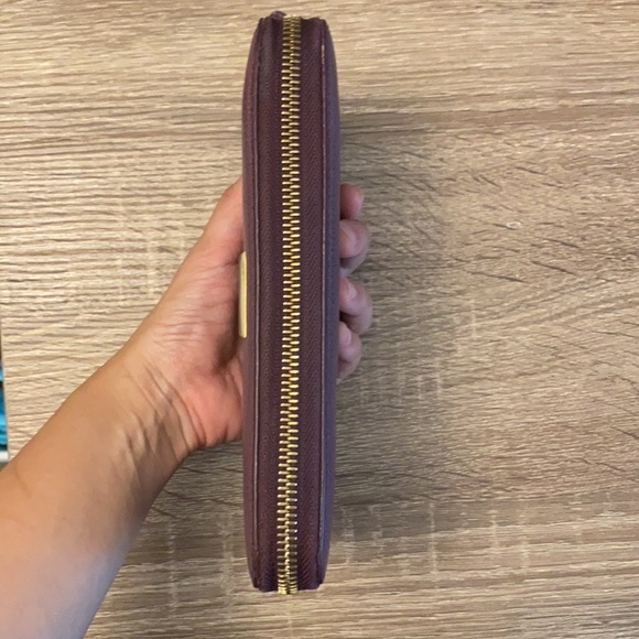 💜 BURBERRY  Leather Continental Women’s Wallet - Picture 4 of 6